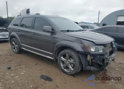 2015 Dodge Journey Crossroad z USA, uszkodzony, nr VIN 3C4PDCGG4FT566097